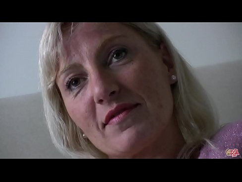 ❤️ Mama pe care am futut-o cu toții ... Doamnă, purtați-vă frumos! at ro.porn-evooli.ru